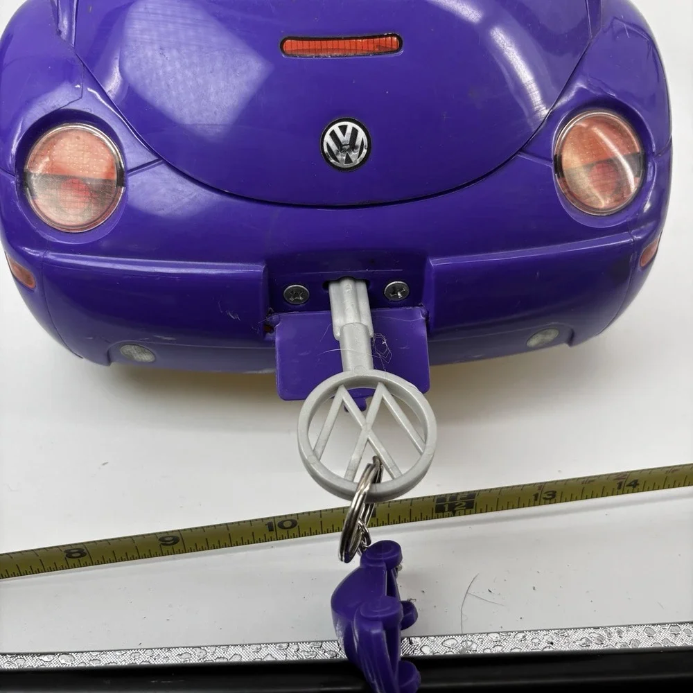 Mattel Barbie Volkswagen Beetle Purple Car 2000 Opening Doors Fashion Doll W/Key